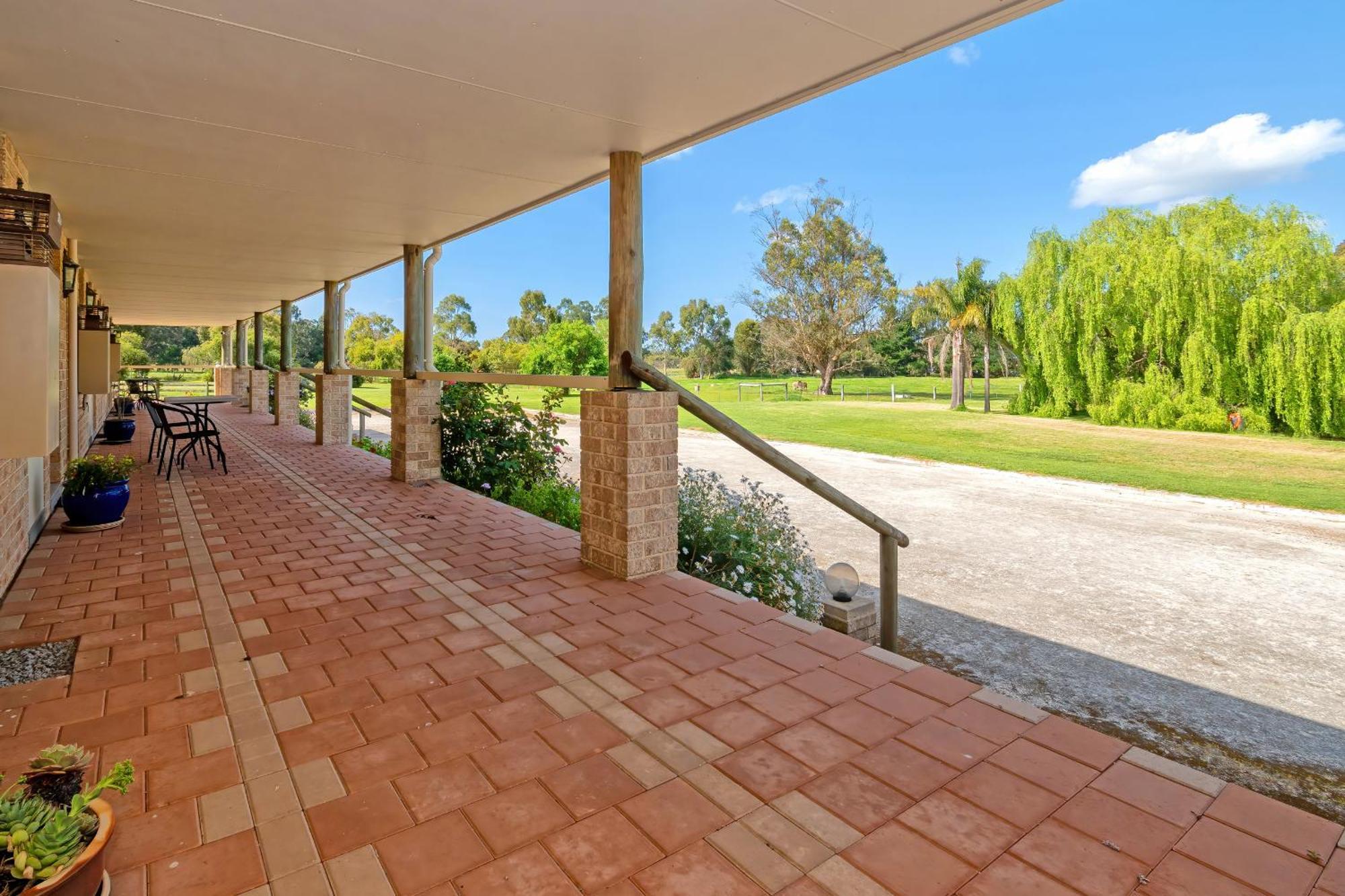 101 Oatlands Motel Mount Barker Exterior photo